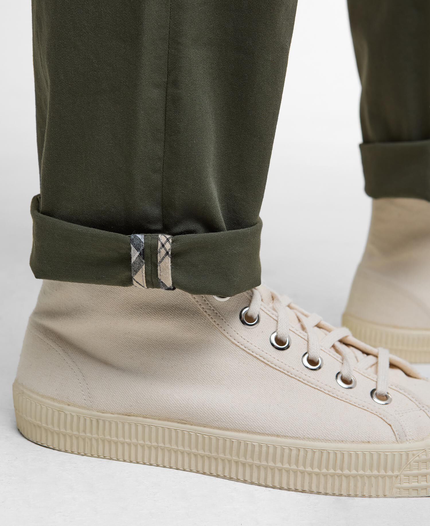 MTR0741OL51_05detailb-1767018471