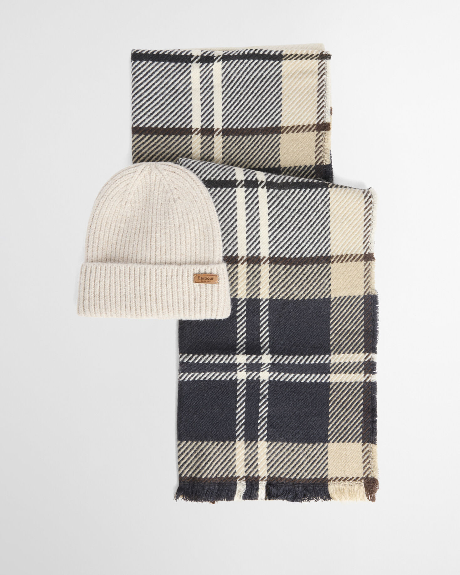 Barbour Pendle Beanie & Blair Scarf Gift Set Κασκολ Τάρταν